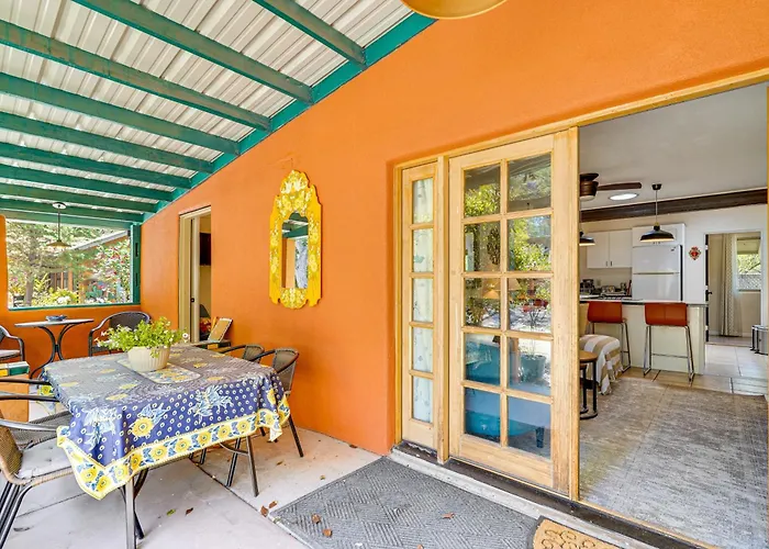 Apartment Vibrant 'casa Paloma' W/ Patio - Near Vineyards! *